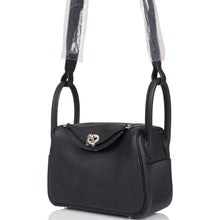 画像をギャラリービューアに読み込む, 【新品】エルメス リンディ ミニ 20 |ノワール、トリヨンクレマンスレザー、パラジウム金具