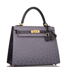 画像をギャラリービューアに読み込む, 【新品】エルメス ケリーセリエ25 |ホースシュー スタンプ (HSS)、バイカラー: グリ アゲートとブルー インディゴ、オーストリッチ レザー、ブラッシュ ゴールド ハードウェア