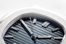 画像をギャラリービューアに読み込む, 【中古】パテック フィリップ ノーチラス 5711/1A-010 「パテックシール」