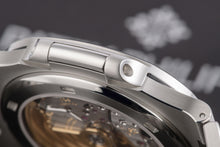 画像をギャラリービューアに読み込む, 【中古】パテック フィリップ ノーチラス 5711/1A-010 「パテックシール」