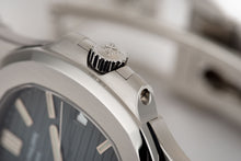 画像をギャラリービューアに読み込む, <transcy>※【中古】パテックフィリップ ノーチラス 5711/1A-010 「ジュネーブシール」</transcy>