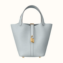 画像をギャラリービューアに読み込む, 【新品】エルメス ピコタンロック18 |トリヨンクレマンスレザー、ゴールドメッキ