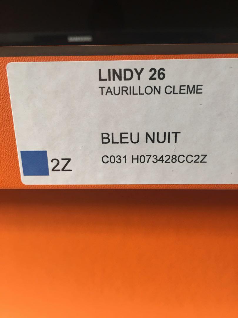 Hermes Lindy 26cm😍2Z Bleu Nuit 午夜藍TC leather 金扣, 名牌, 手袋及銀包- Carousell